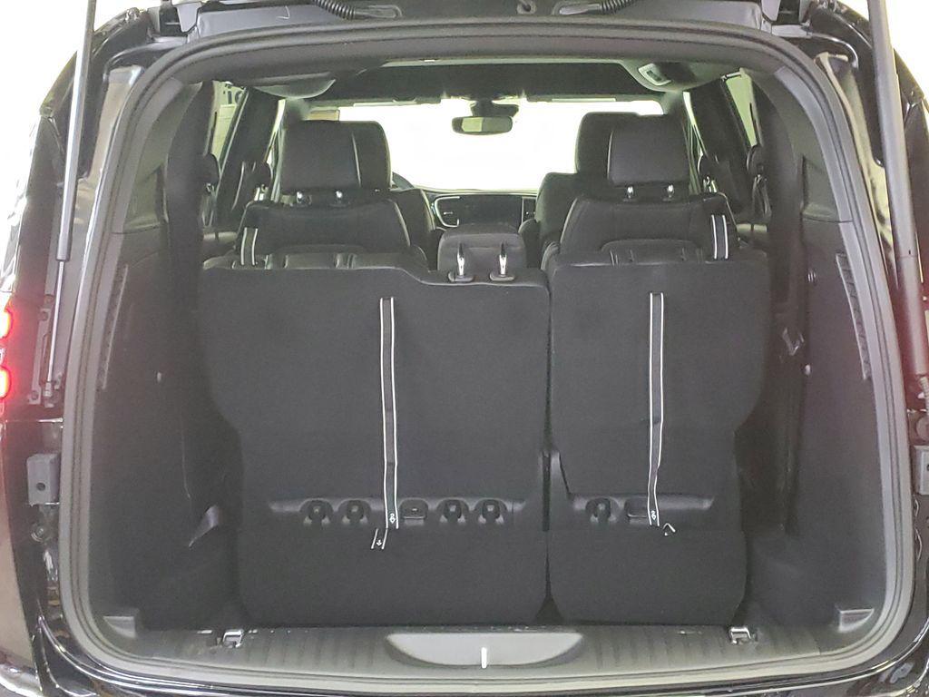 new 2025 Chrysler Pacifica car, priced at $40,993