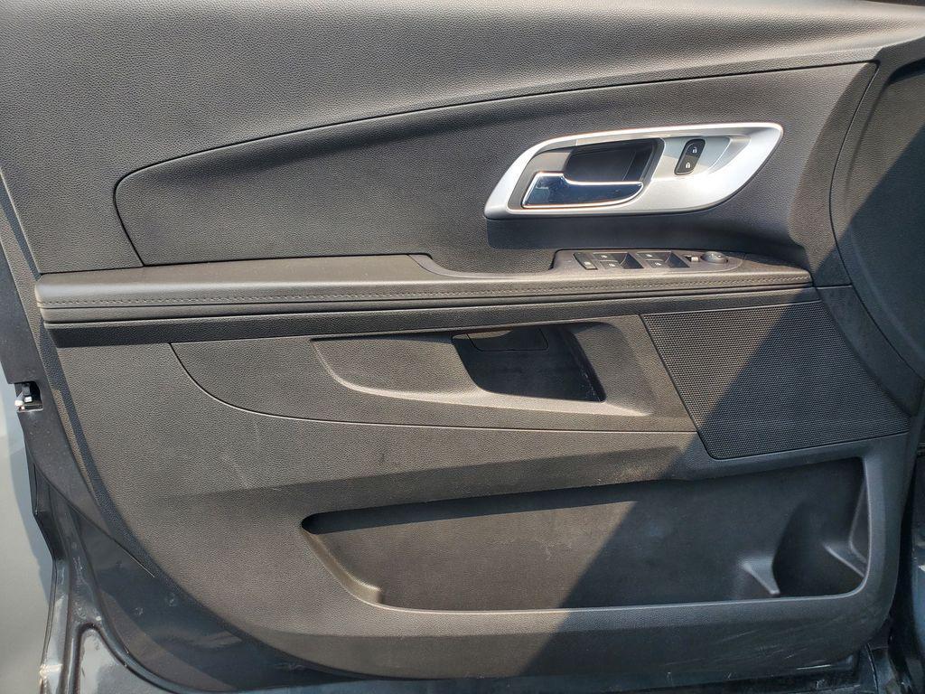 used 2017 Chevrolet Equinox car, priced at $8,832