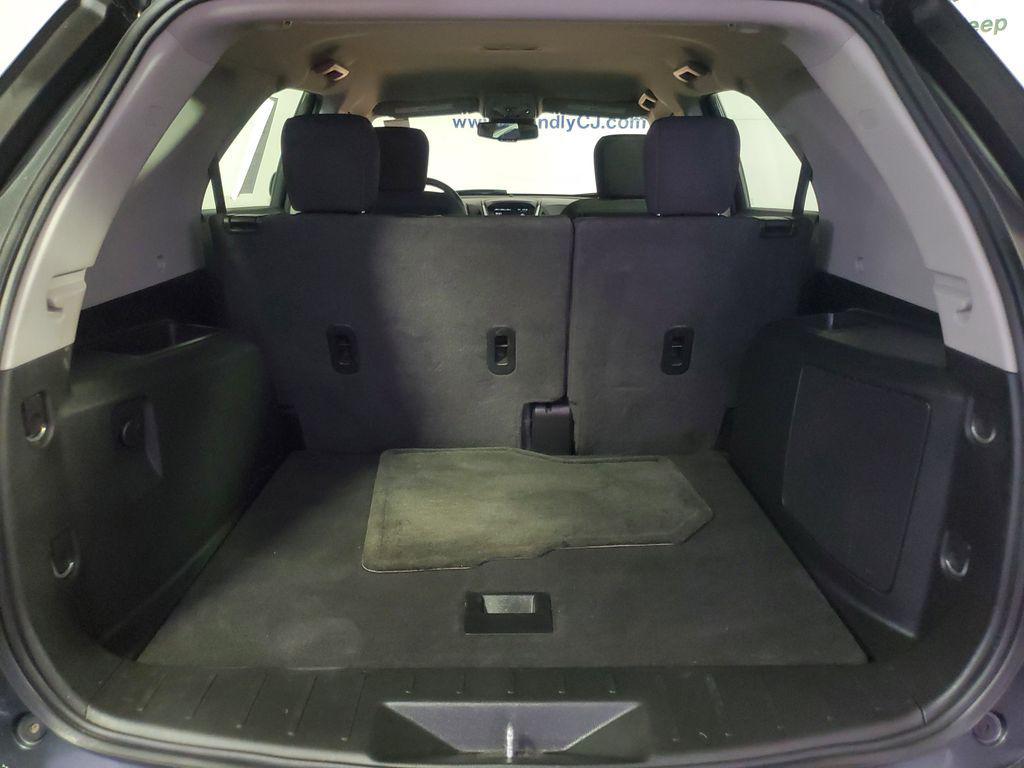 used 2017 Chevrolet Equinox car, priced at $8,832