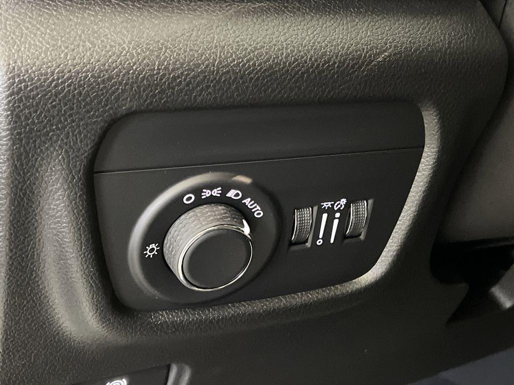 new 2025 Jeep Grand Cherokee L car, priced at $41,881