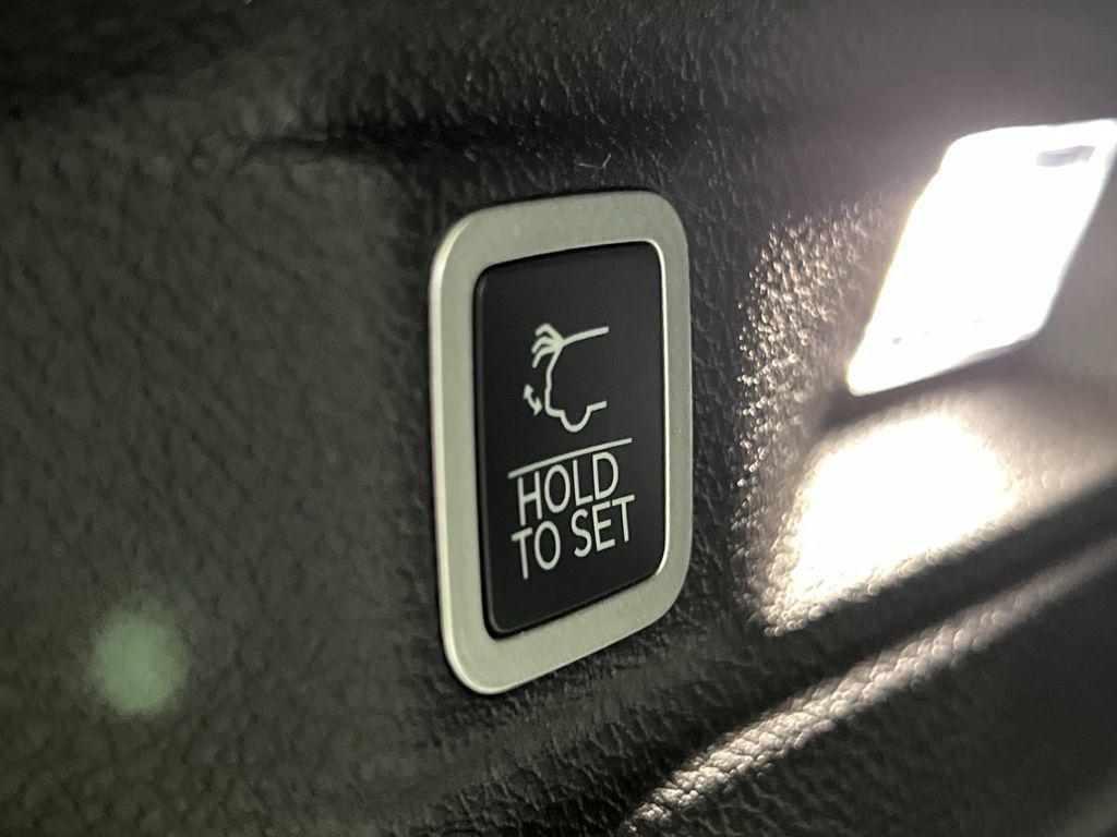 new 2025 Jeep Grand Cherokee L car, priced at $41,881