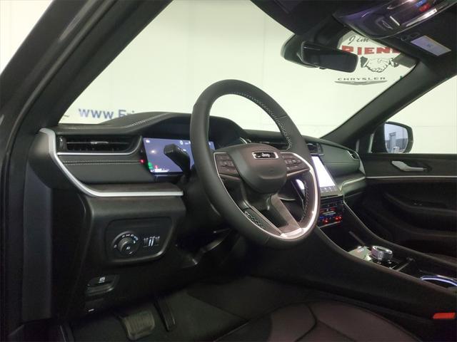 new 2025 Jeep Grand Cherokee car, priced at $41,355
