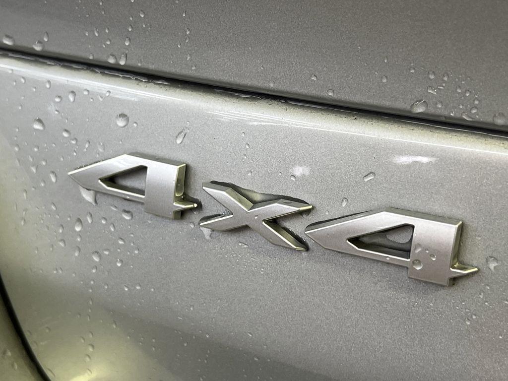 new 2025 Jeep Grand Cherokee car, priced at $37,355
