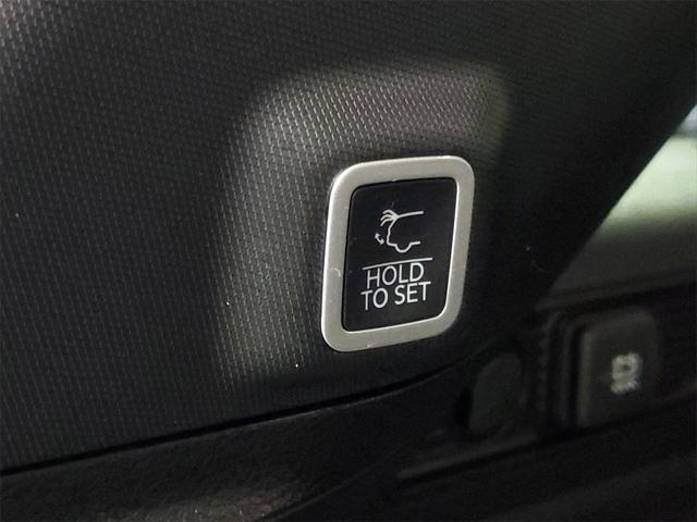 used 2023 Jeep Grand Cherokee car, priced at $34,724