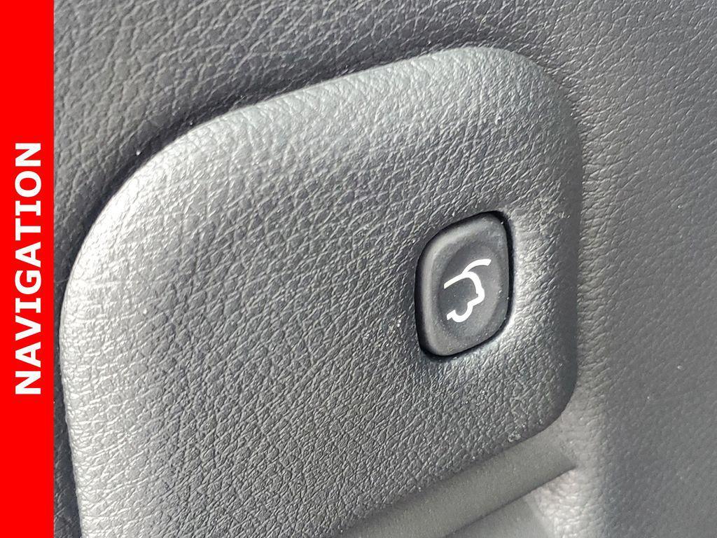 used 2019 Jeep Grand Cherokee car, priced at $16,165