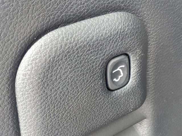 used 2019 Jeep Grand Cherokee car, priced at $20,000
