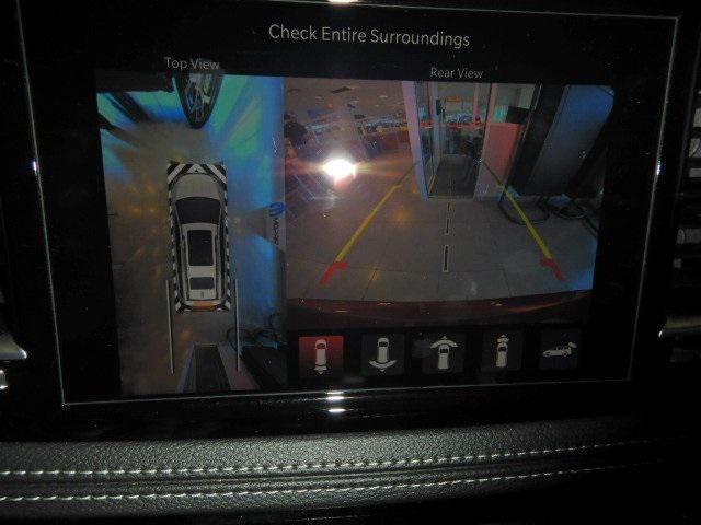 new 2025 Chrysler Pacifica Hybrid car, priced at $48,065