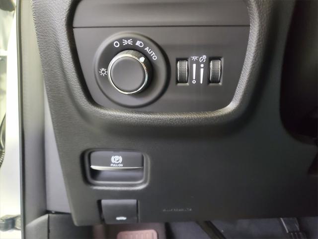 new 2025 Jeep Grand Cherokee L car, priced at $40,028