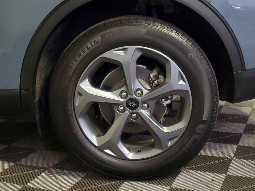 used 2025 Ford Escape car, priced at $31,728