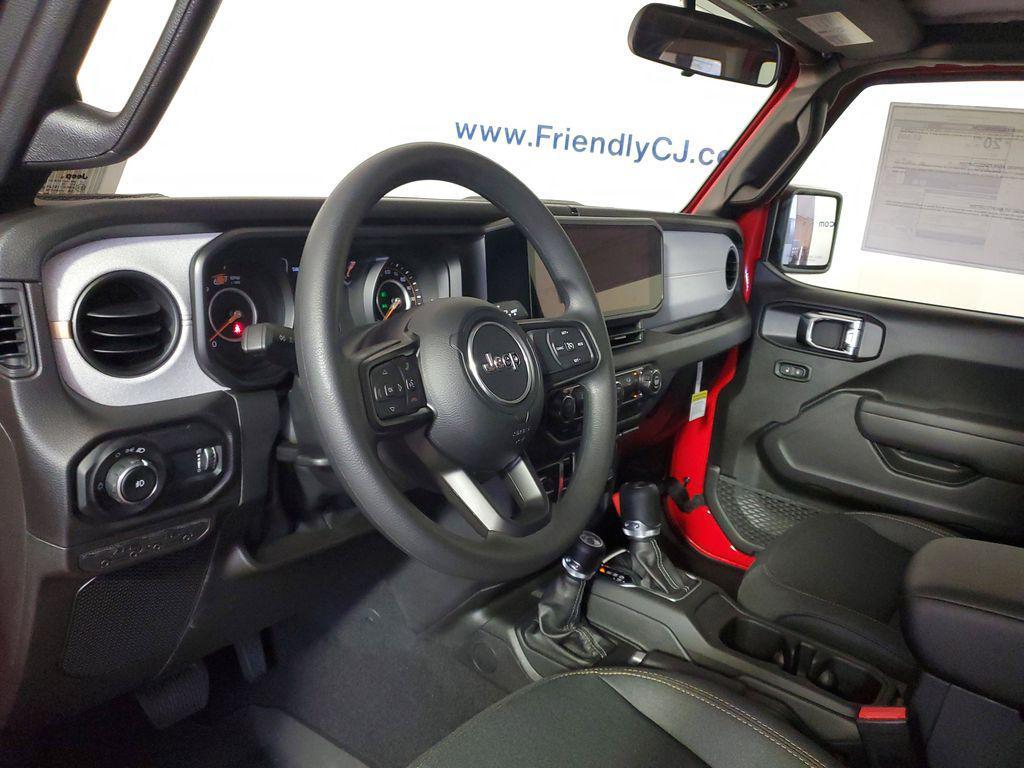 new 2025 Jeep Wrangler car, priced at $40,460