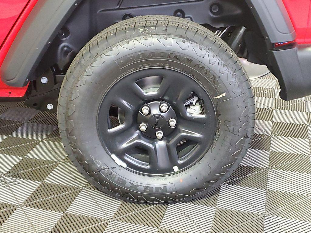 new 2025 Jeep Wrangler car, priced at $40,460