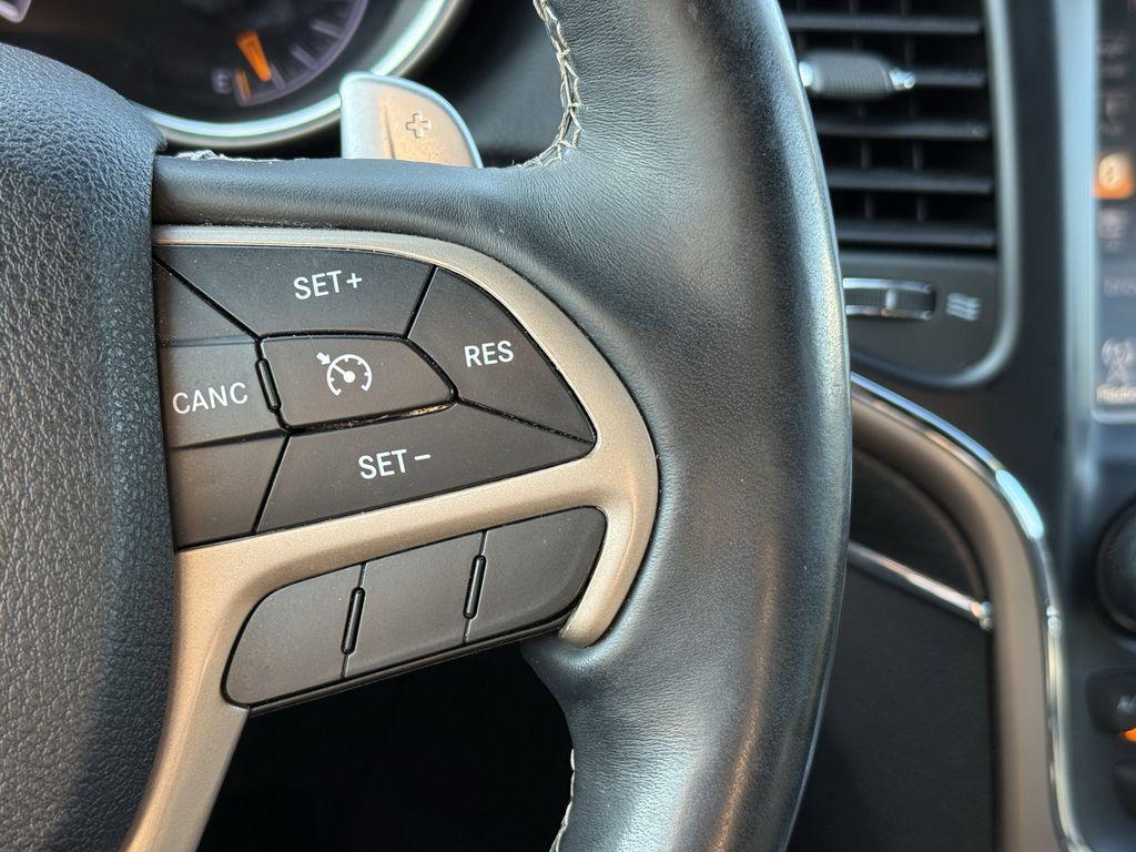 used 2017 Jeep Grand Cherokee car, priced at $14,300
