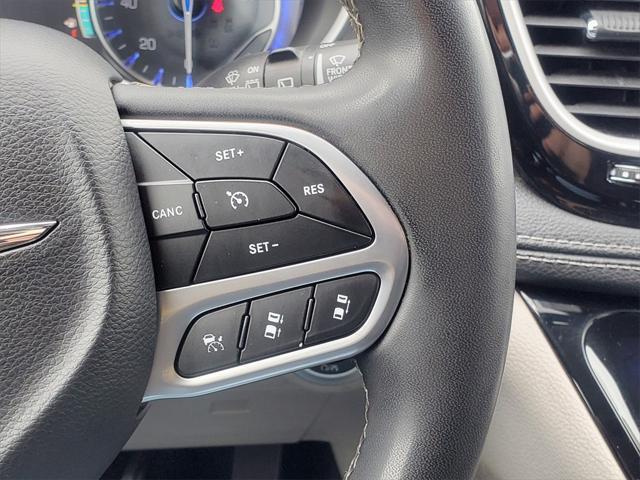 used 2022 Chrysler Pacifica car, priced at $21,924