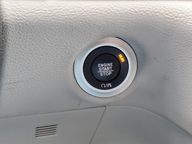 used 2022 Chrysler Pacifica car, priced at $21,924