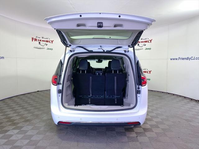 used 2023 Chrysler Pacifica car, priced at $24,000