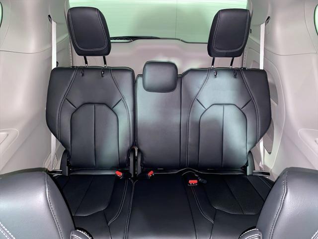 used 2023 Chrysler Pacifica car, priced at $24,000