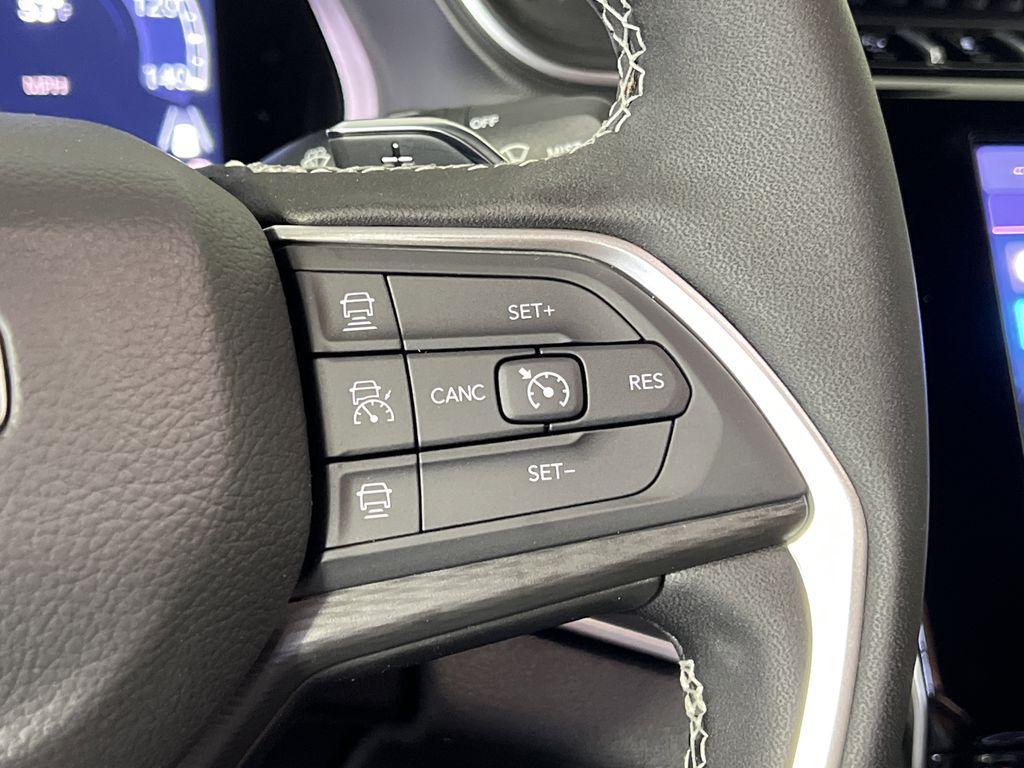 new 2025 Jeep Grand Cherokee car, priced at $36,534