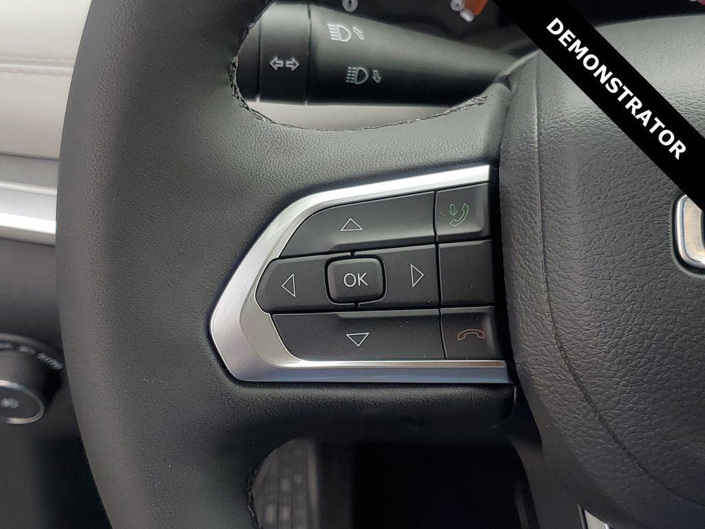 new 2025 Jeep Compass car, priced at $29,189