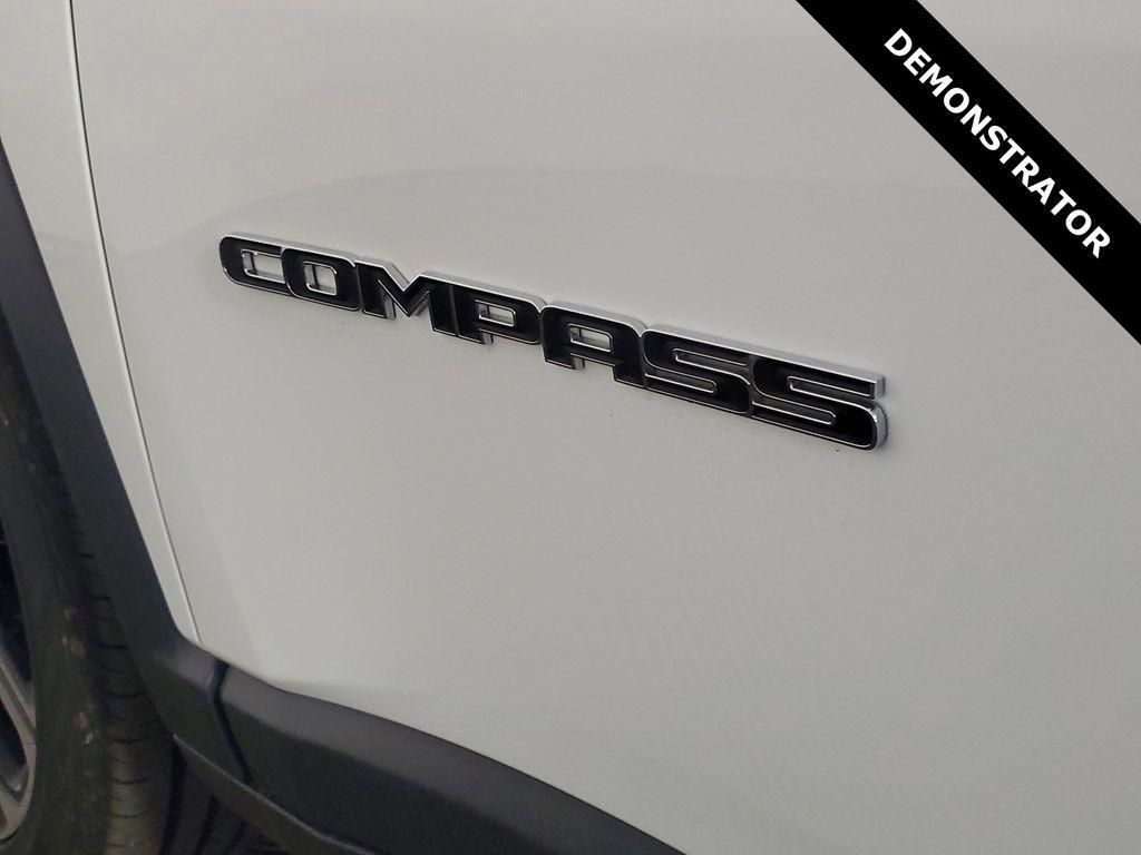 new 2025 Jeep Compass car, priced at $29,189