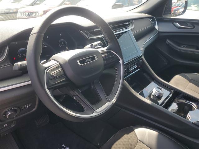 used 2023 Jeep Grand Cherokee car, priced at $33,636