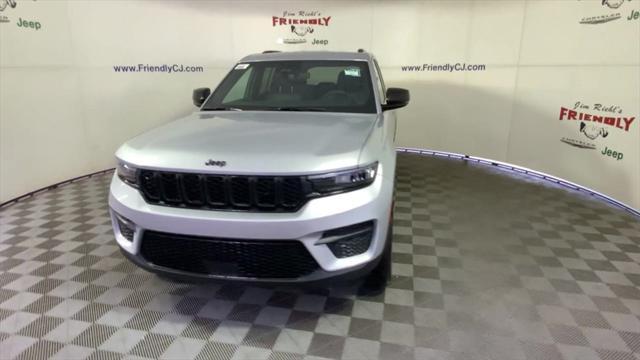 new 2024 Jeep Grand Cherokee car, priced at $40,318