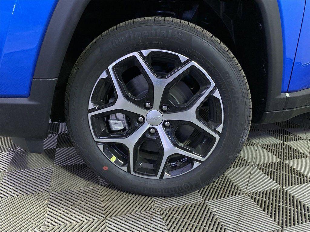 new 2024 Jeep Compass car, priced at $34,011