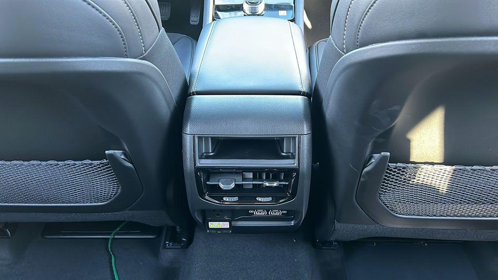 new 2025 Jeep Grand Cherokee car, priced at $37,779