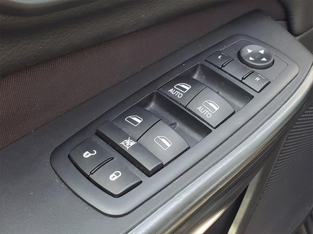 used 2017 Jeep Cherokee car, priced at $13,980