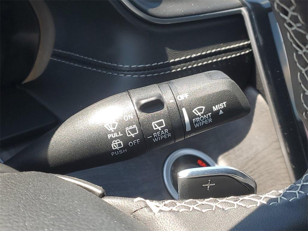 new 2025 Jeep Grand Cherokee car, priced at $43,685