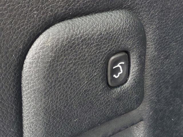 used 2017 Jeep Grand Cherokee car, priced at $16,972