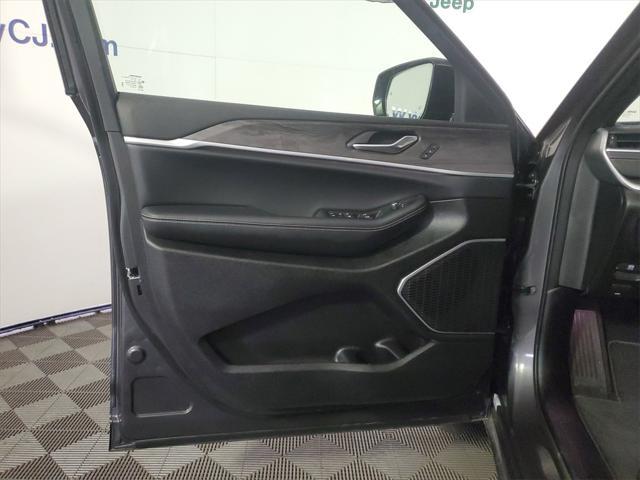 new 2025 Jeep Grand Cherokee 4xe car, priced at $55,998