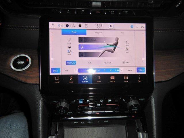 new 2025 Jeep Grand Cherokee car, priced at $58,033