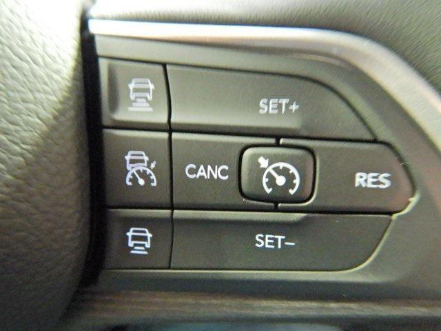 new 2025 Jeep Grand Cherokee car, priced at $42,605