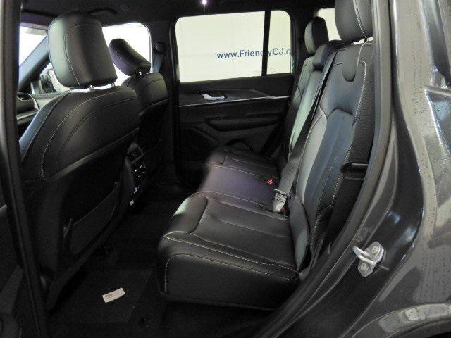 new 2025 Jeep Grand Cherokee car, priced at $42,605