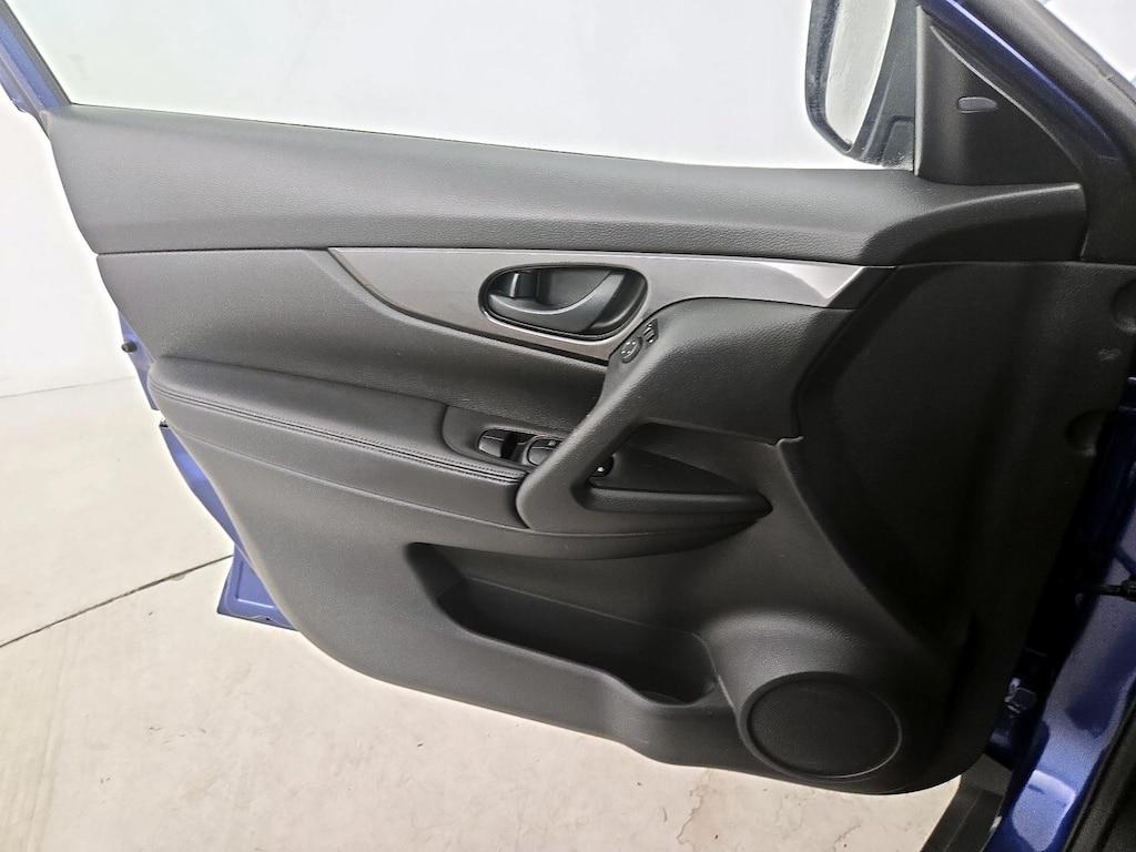 used 2019 Nissan Rogue car, priced at $12,998