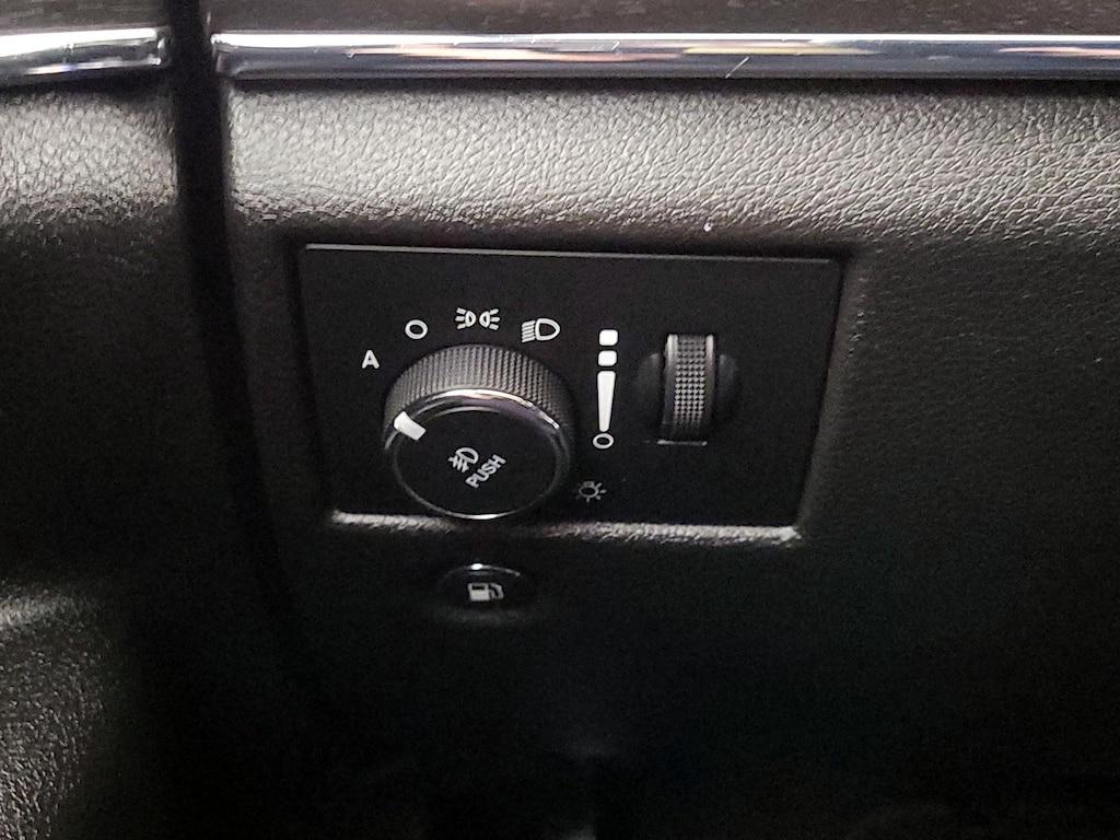 used 2018 Jeep Grand Cherokee car, priced at $17,998