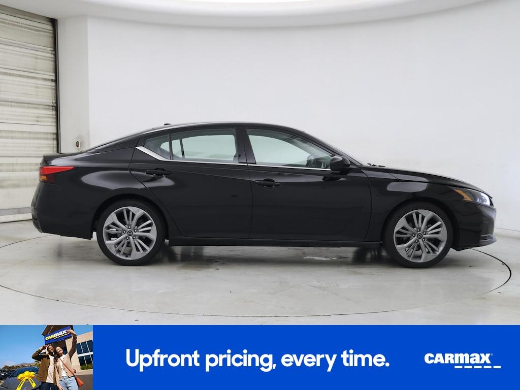 used 2023 Nissan Altima car, priced at $21,998