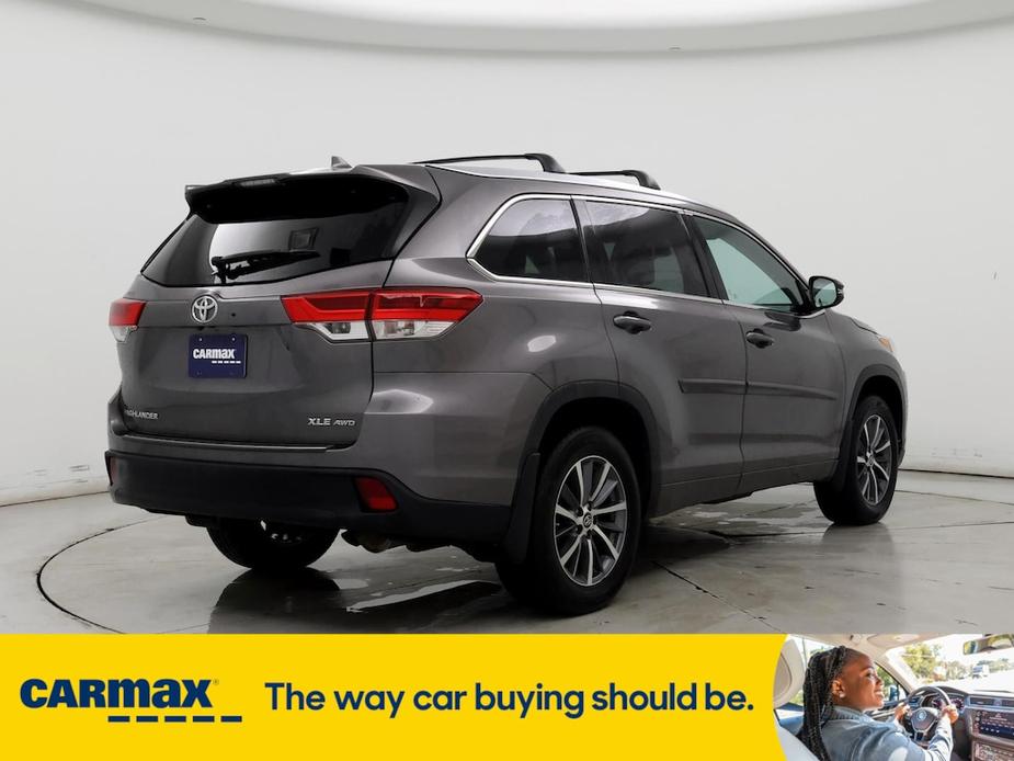 used 2018 Toyota Highlander car, priced at $26,998