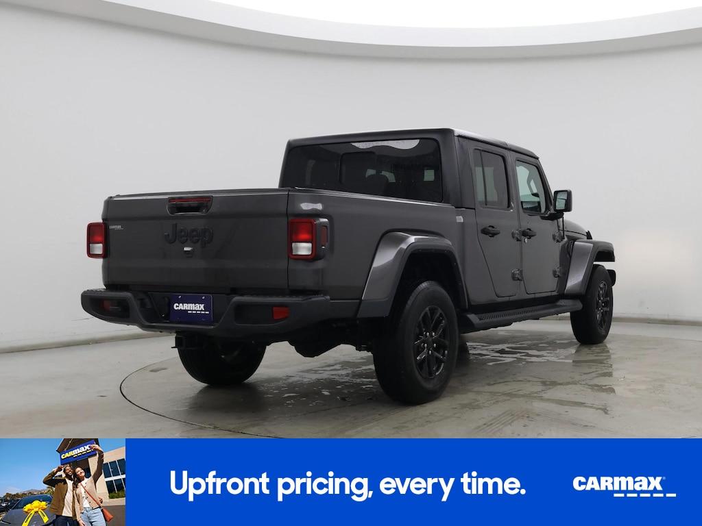 used 2022 Jeep Gladiator car, priced at $32,998