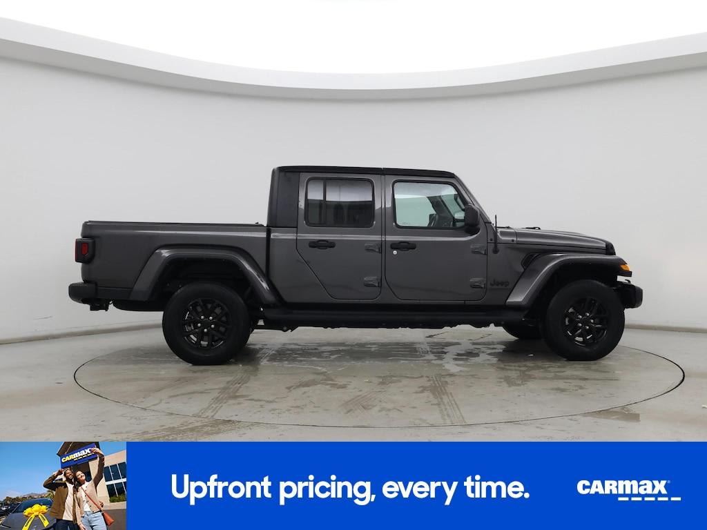 used 2022 Jeep Gladiator car, priced at $32,998