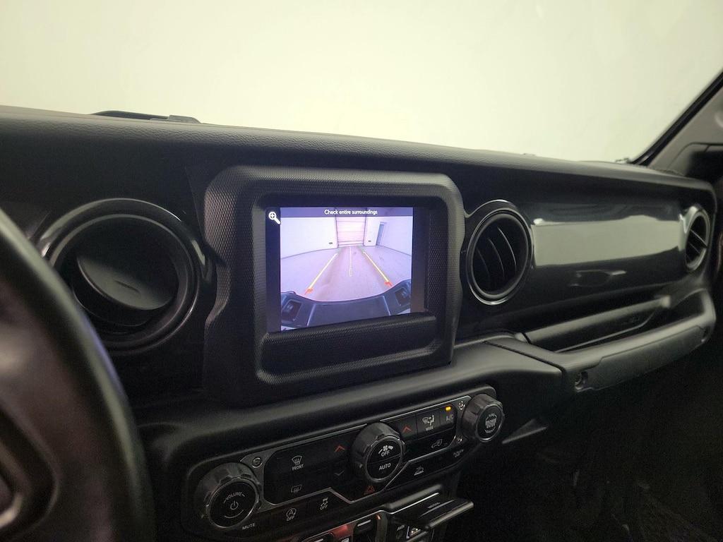 used 2022 Jeep Gladiator car, priced at $32,998