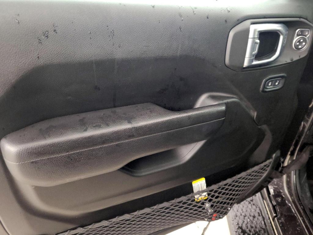 used 2022 Jeep Gladiator car, priced at $32,998