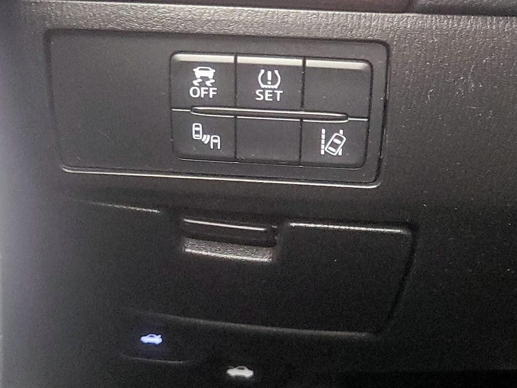 used 2016 Mazda Mazda6 car, priced at $13,998