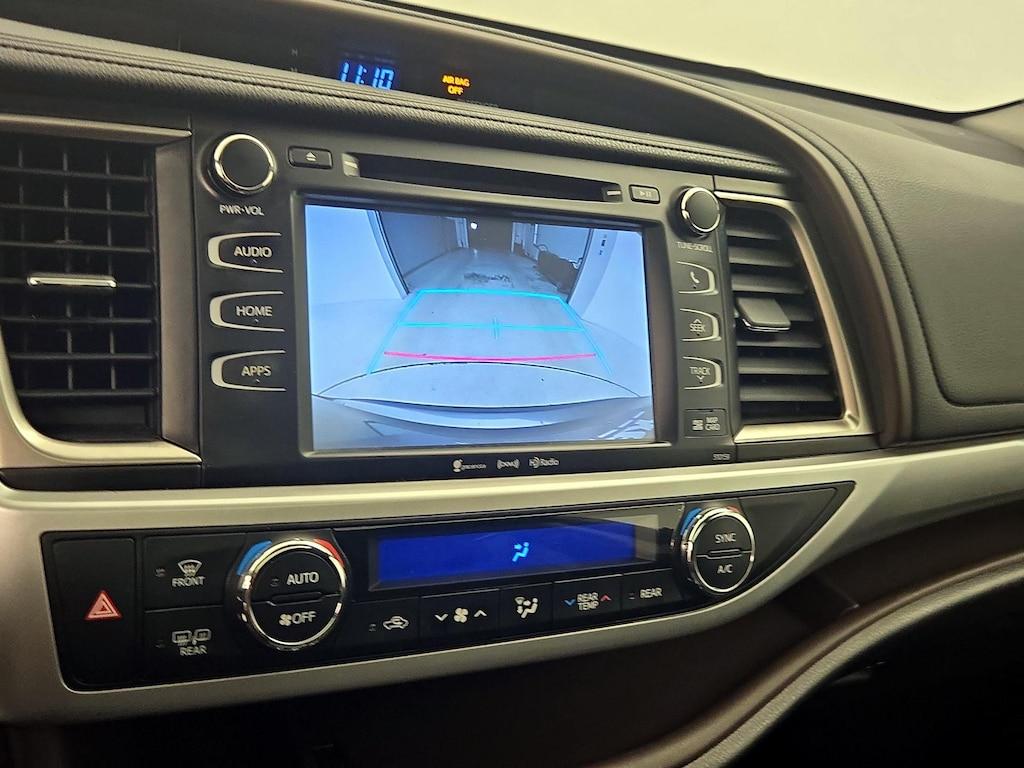 used 2016 Toyota Highlander car, priced at $21,998