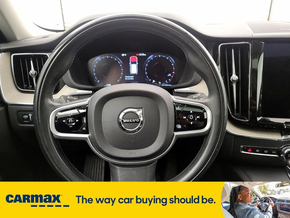 used 2021 Volvo XC60 car, priced at $30,998