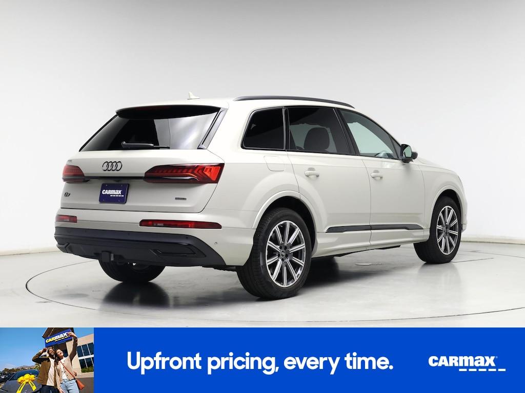 used 2023 Audi Q7 car, priced at $47,998