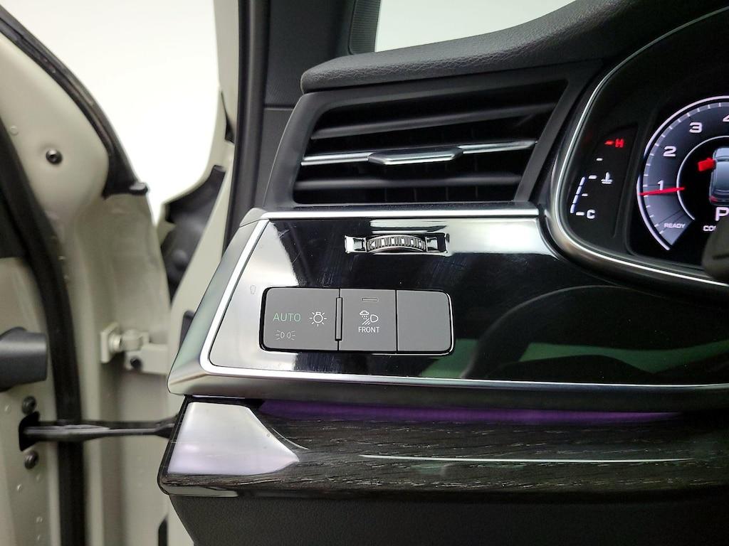used 2023 Audi Q7 car, priced at $47,998