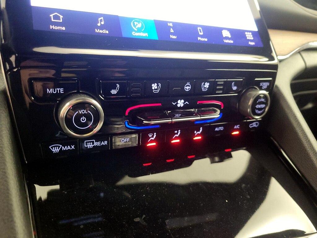 used 2023 Jeep Grand Cherokee car, priced at $43,998