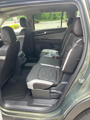 new 2025 Volkswagen Atlas car, priced at $47,079