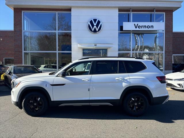 new 2024 Volkswagen Atlas car, priced at $51,477